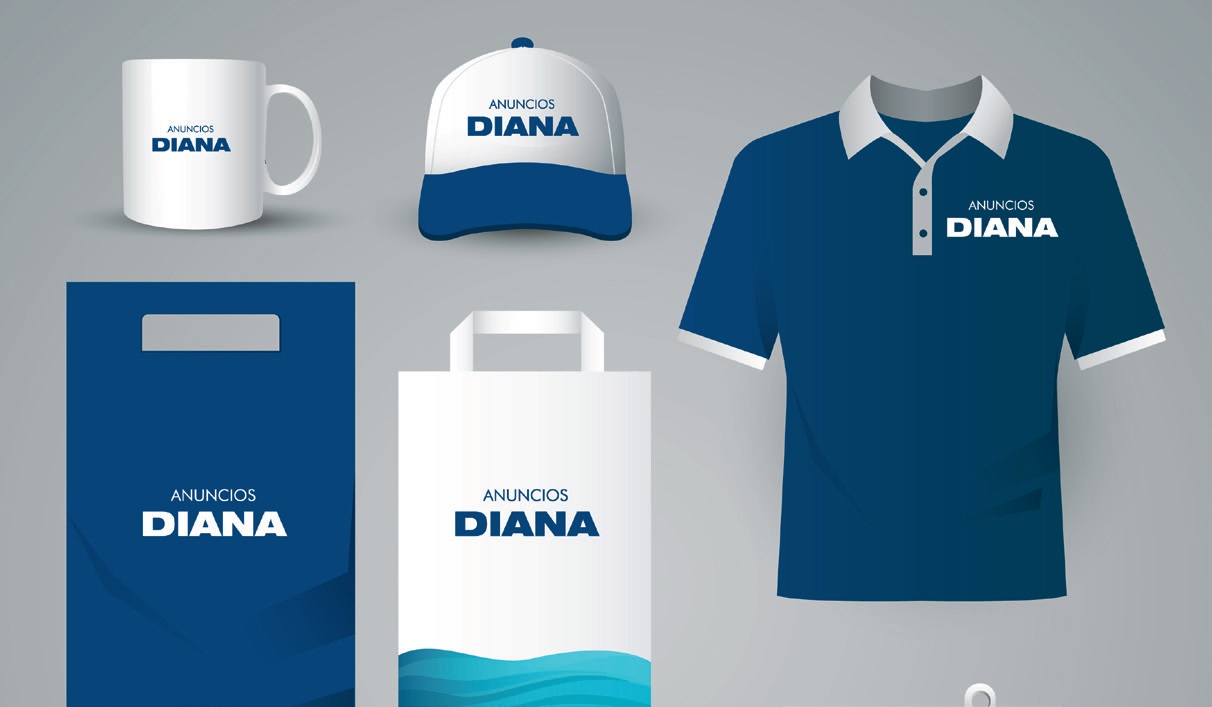 Distintos productos con el logo de Anuncios Diana Málaga